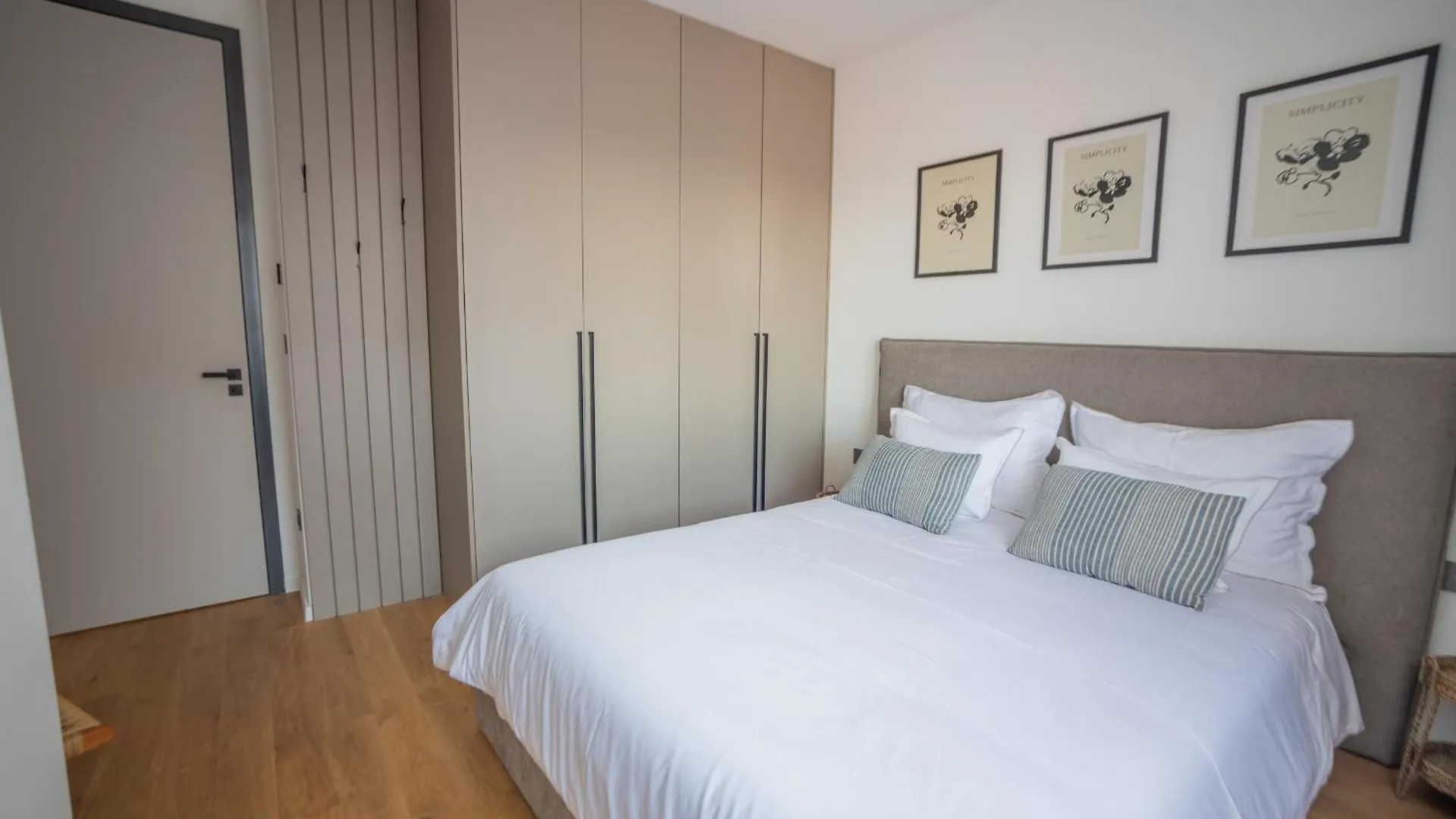 Apartment Apartman Noovi - With Private Parking Pula