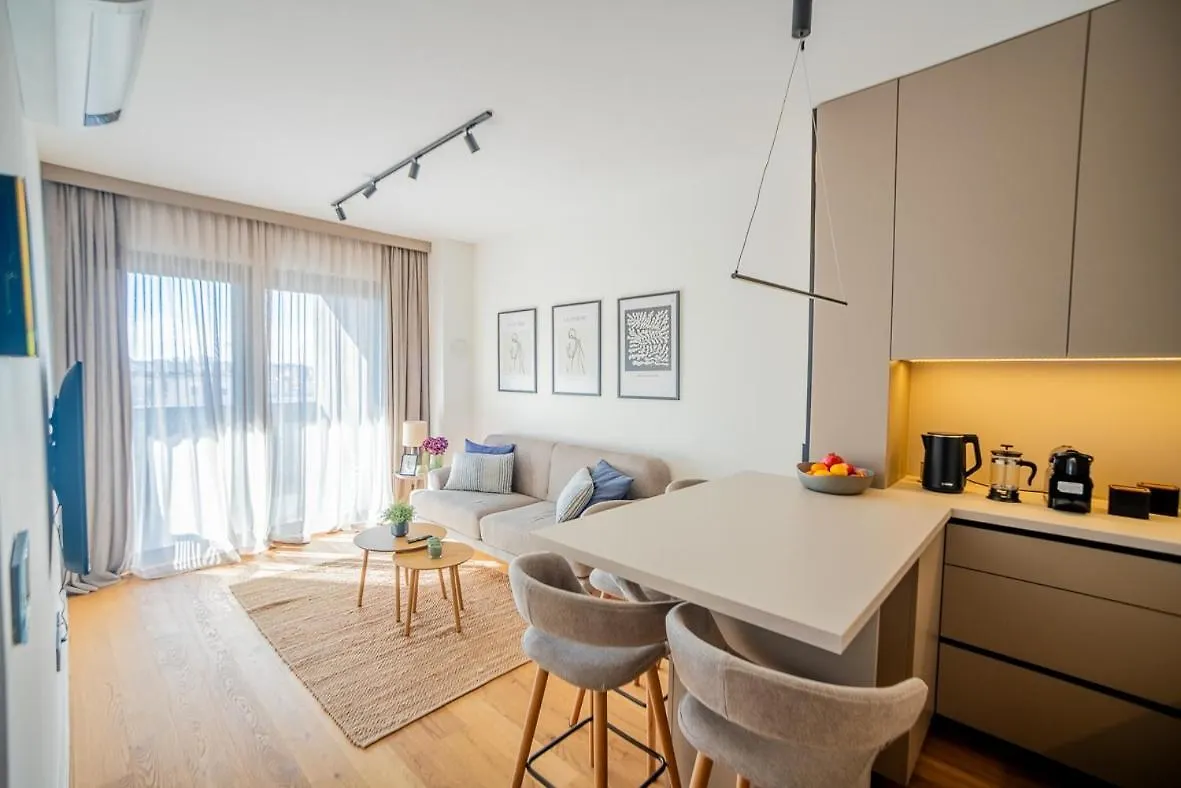 Apartment Apartman Noovi - With Private Parking Pula
