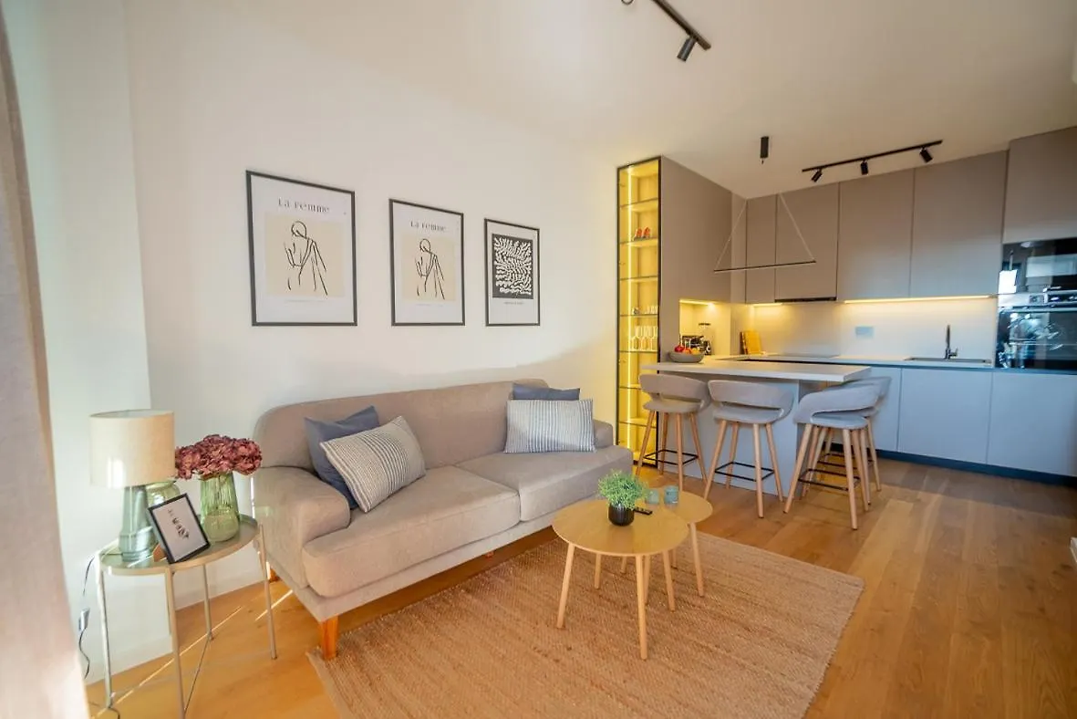 Apartman Noovi - With Private Parking Pula